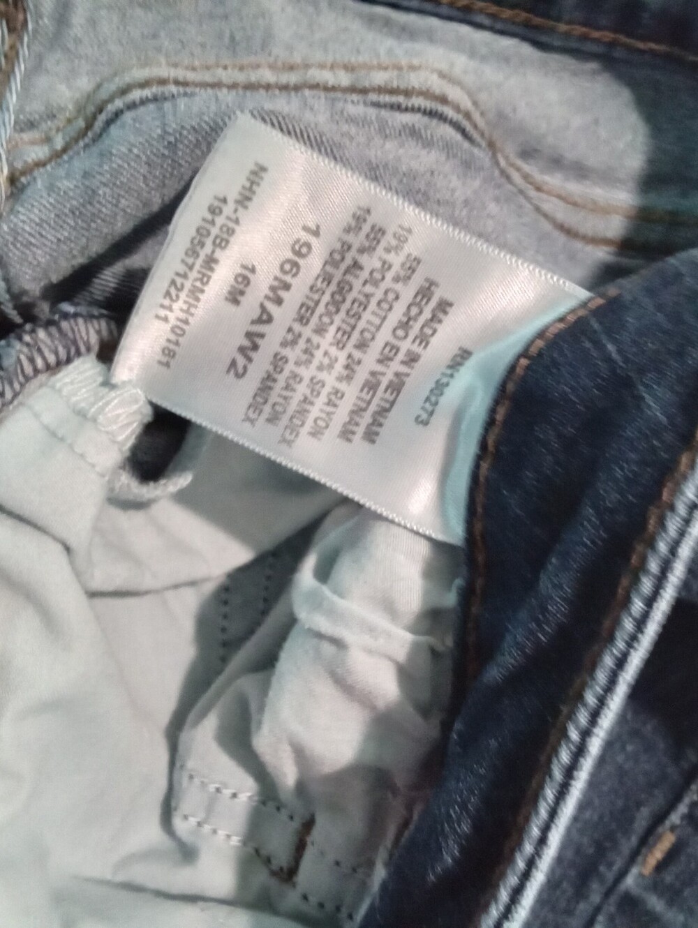 Riders by Lee Plus Size 16 Midrise Denim Blue Jean Bermuda Shorts - Picture 4 of 5